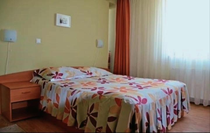 Hotel Express Предял Экстерьер фото